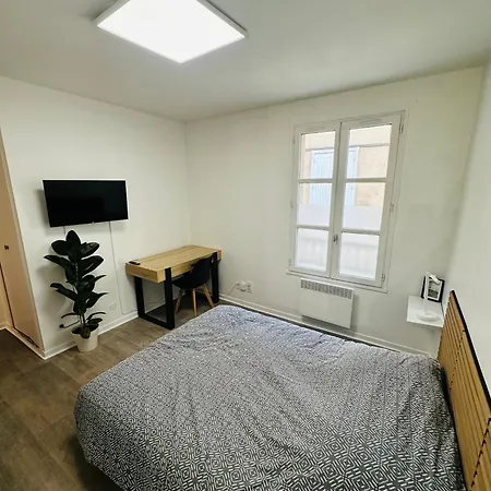 Cosy Plein Centre & Parking A Proximite